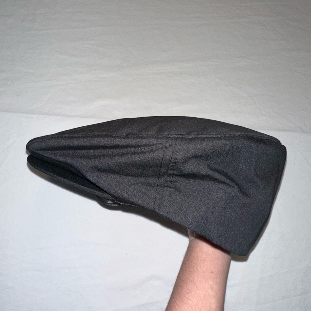 Totes Black Newsboy Flat Cap Hat , Adjustable Back To Fit Any Head Size